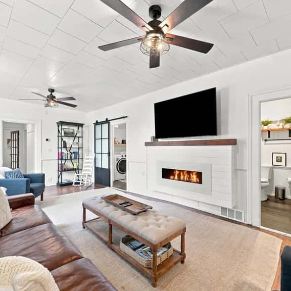 Historic Bay House| 5BR + Walk to Beach & Town - Image 1