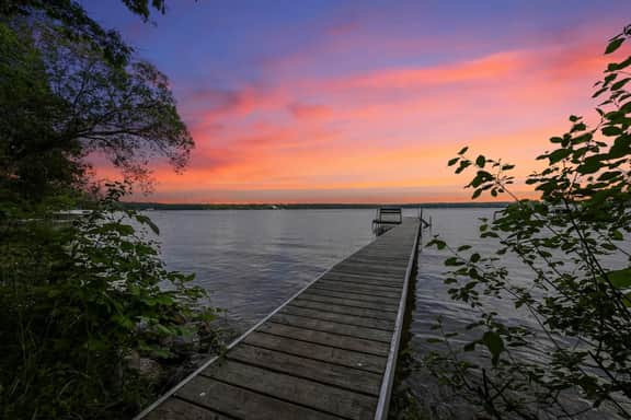 Sunny 3BR w/ Firepit | Walk to Green Lake - Image 2