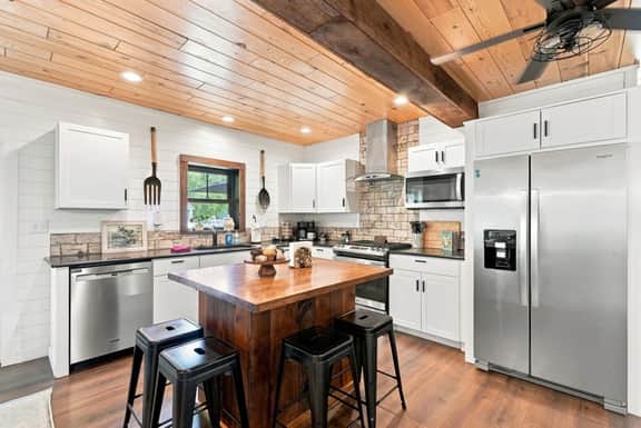 Historic Bay House| 5BR + Walk to Beach & Town - Image 5